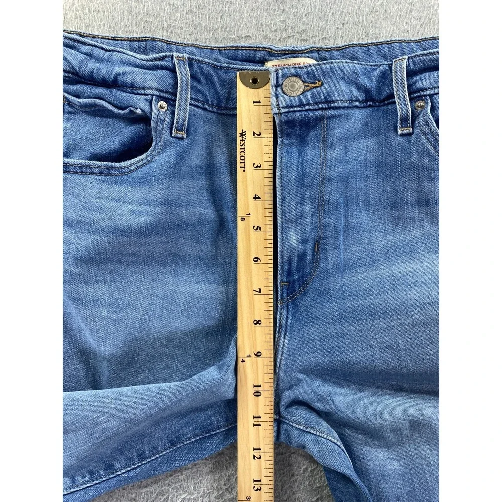 Levis please be